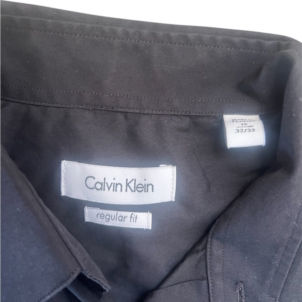 Calvin Klein Regular Fit Black Button Down - Picture 3 of 3